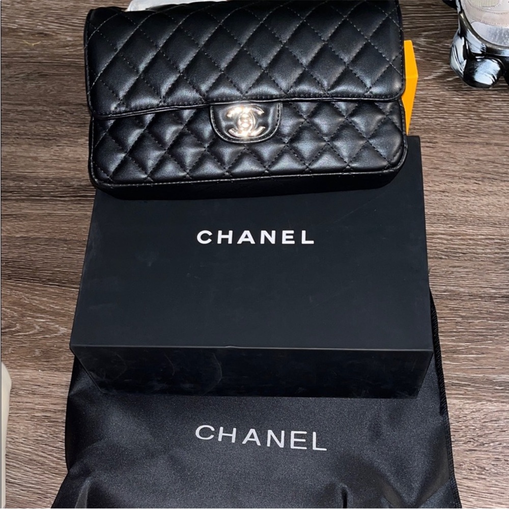 Cute fashion purse Quilted Black Leather Clutch